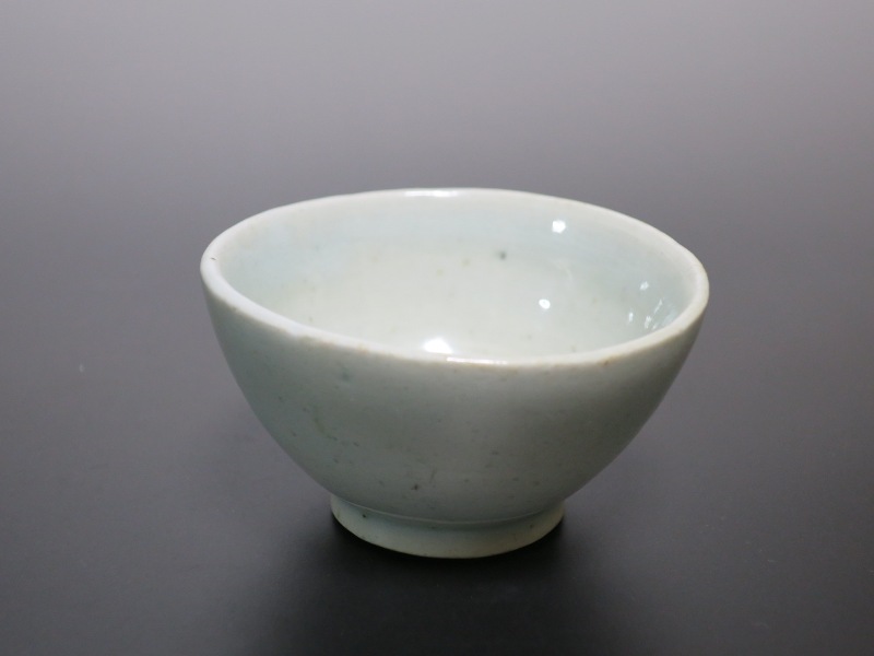 李朝 白磁 ぐい呑み 仙遊洞